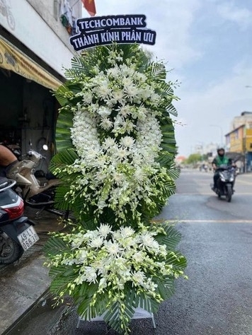 shop hoa tuoi xa tho tang